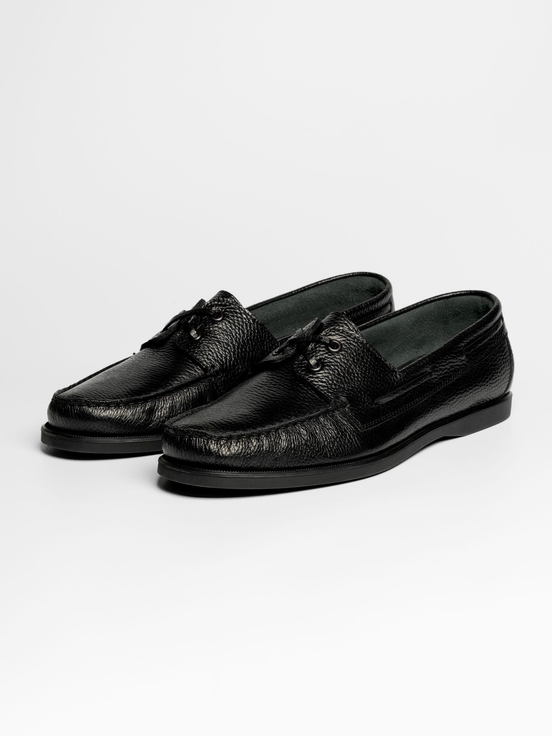 The Boat Shoe - Black Grain