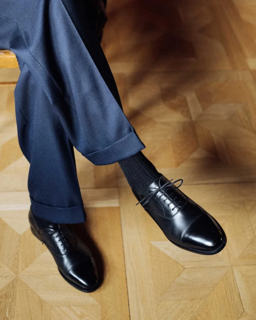 Dress shoes
