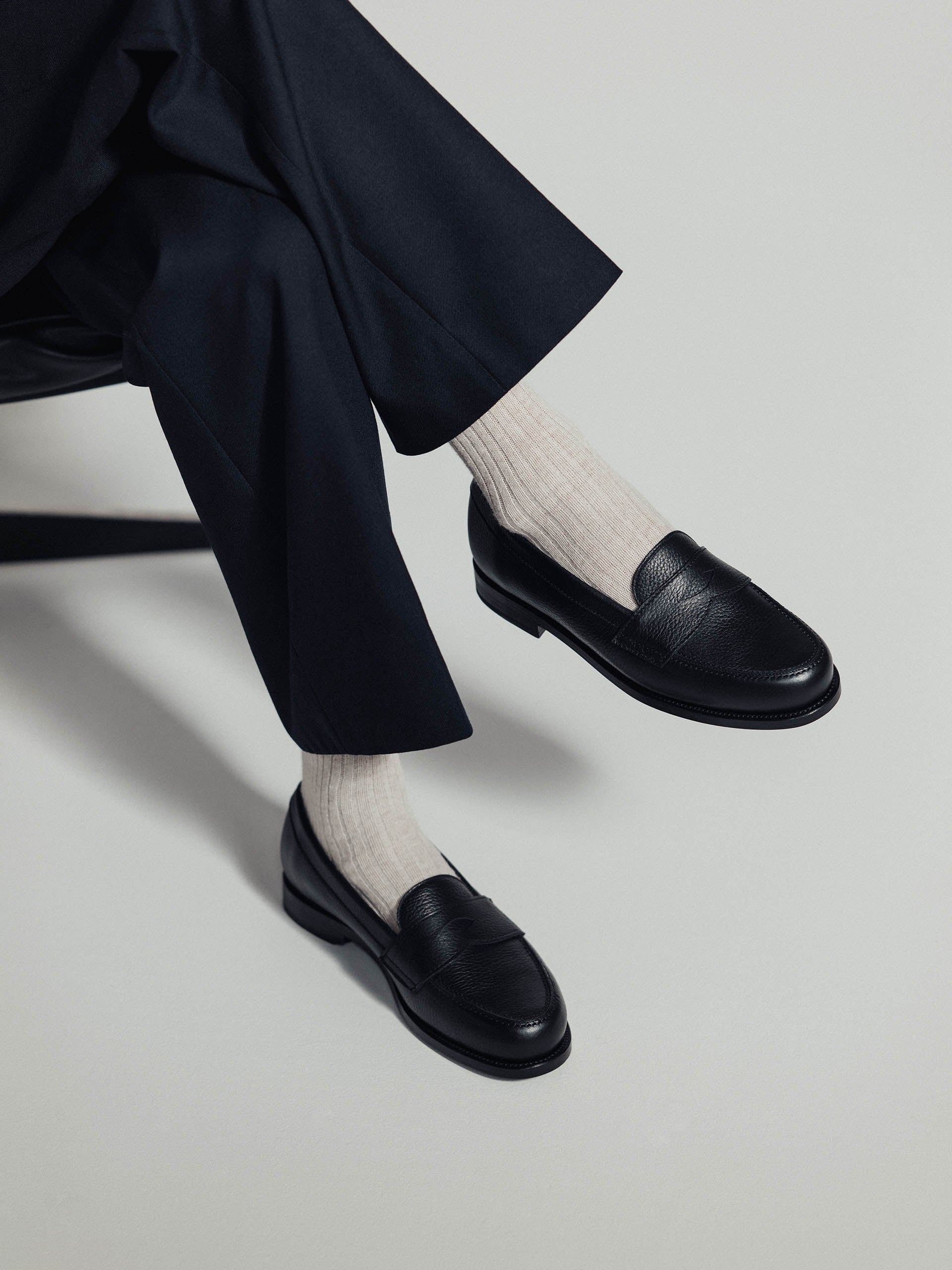 The Ivy Loafer - Black Grain