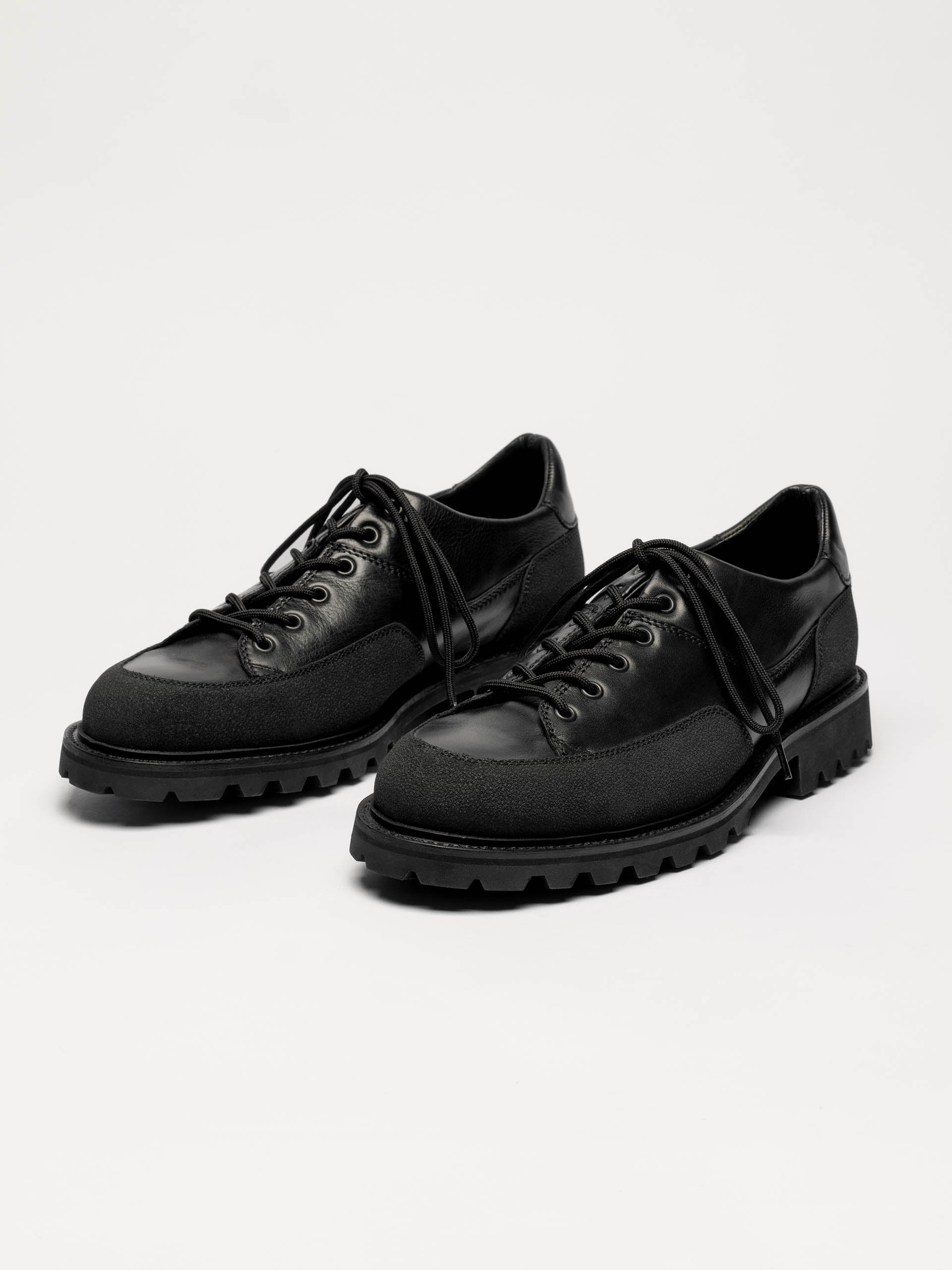 The Hybrid Hiker Sneaker - Black Leather