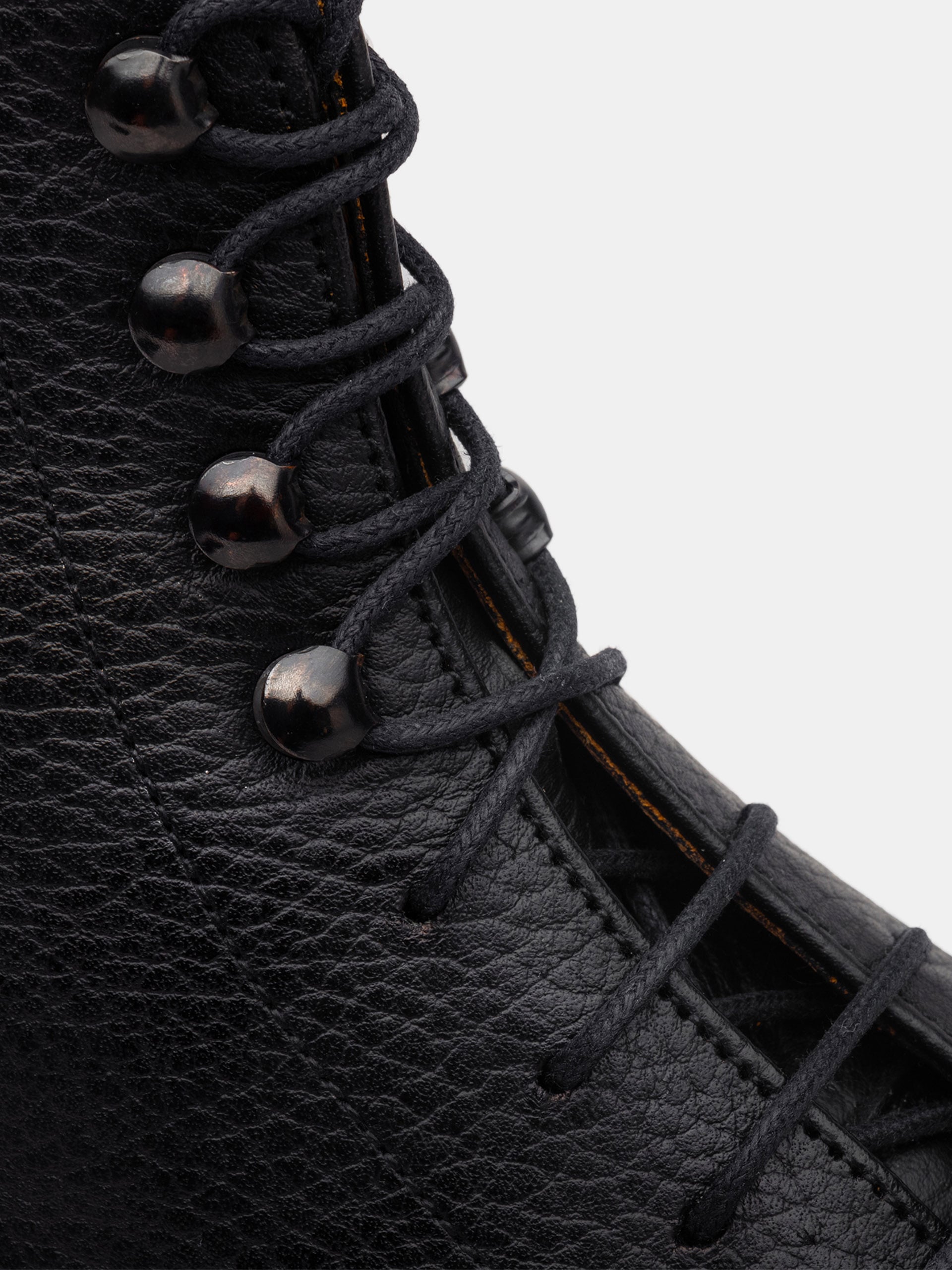 The Jumper Boot - Black Grain